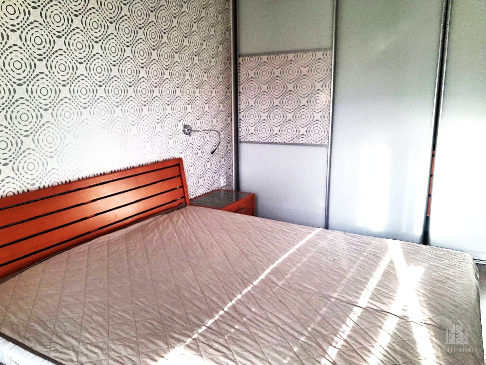 Rent Three bedroom apartment, Three bedroom apartment, Kvetná, Bratisl