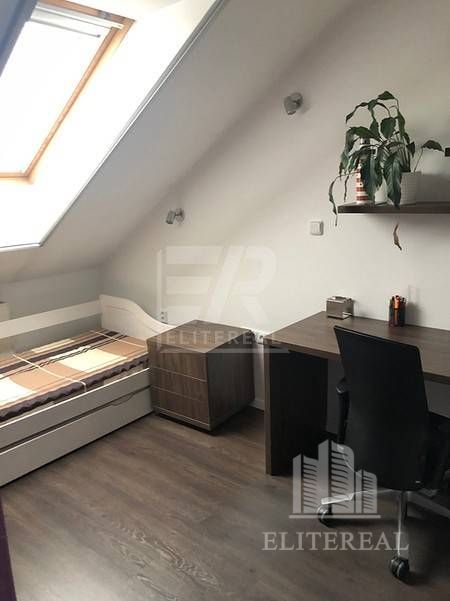 Rent Three bedroom apartment, Three bedroom apartment, Kvetná, Bratisl