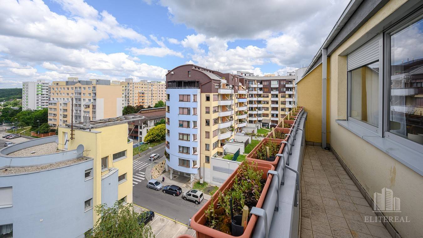 Sale Two bedroom apartment, Two bedroom apartment, Kresánkova, Bratisl