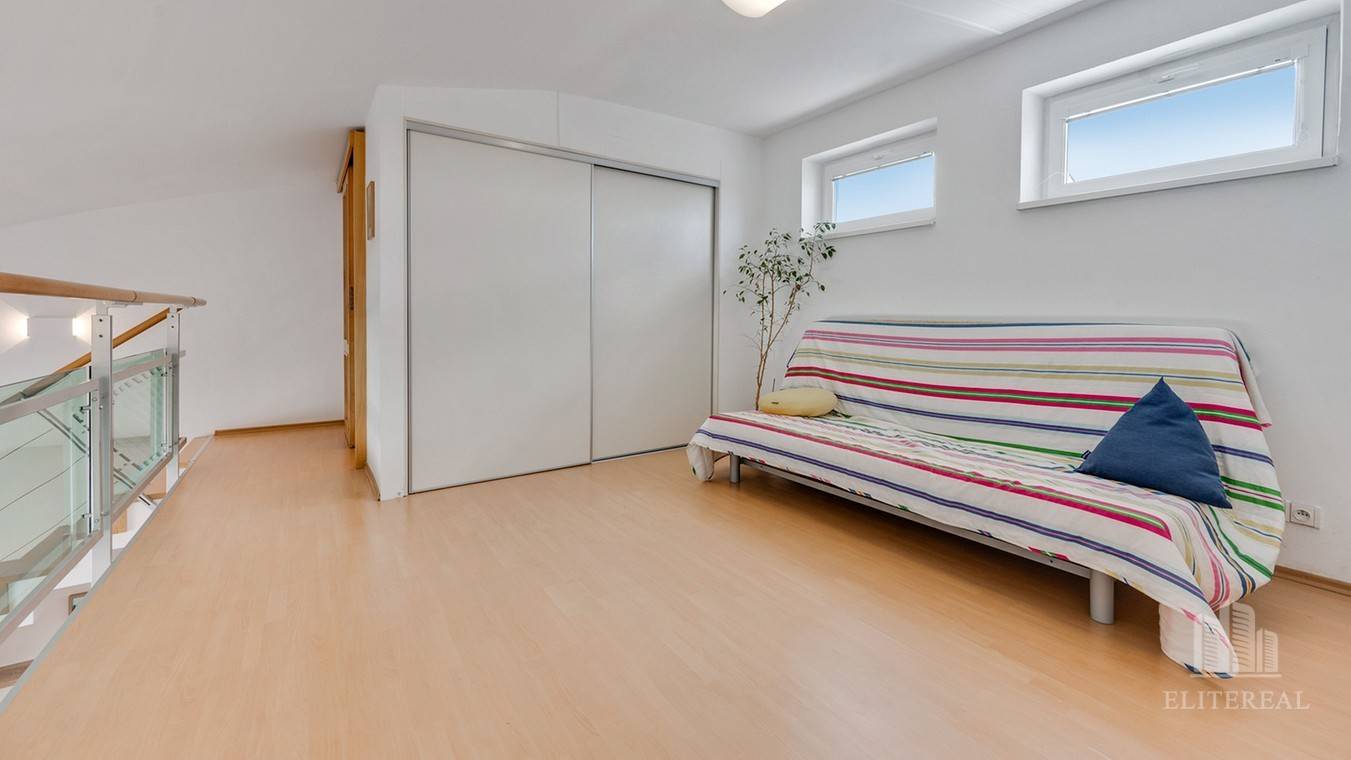 Sale Two bedroom apartment, Two bedroom apartment, Kresánkova, Bratisl