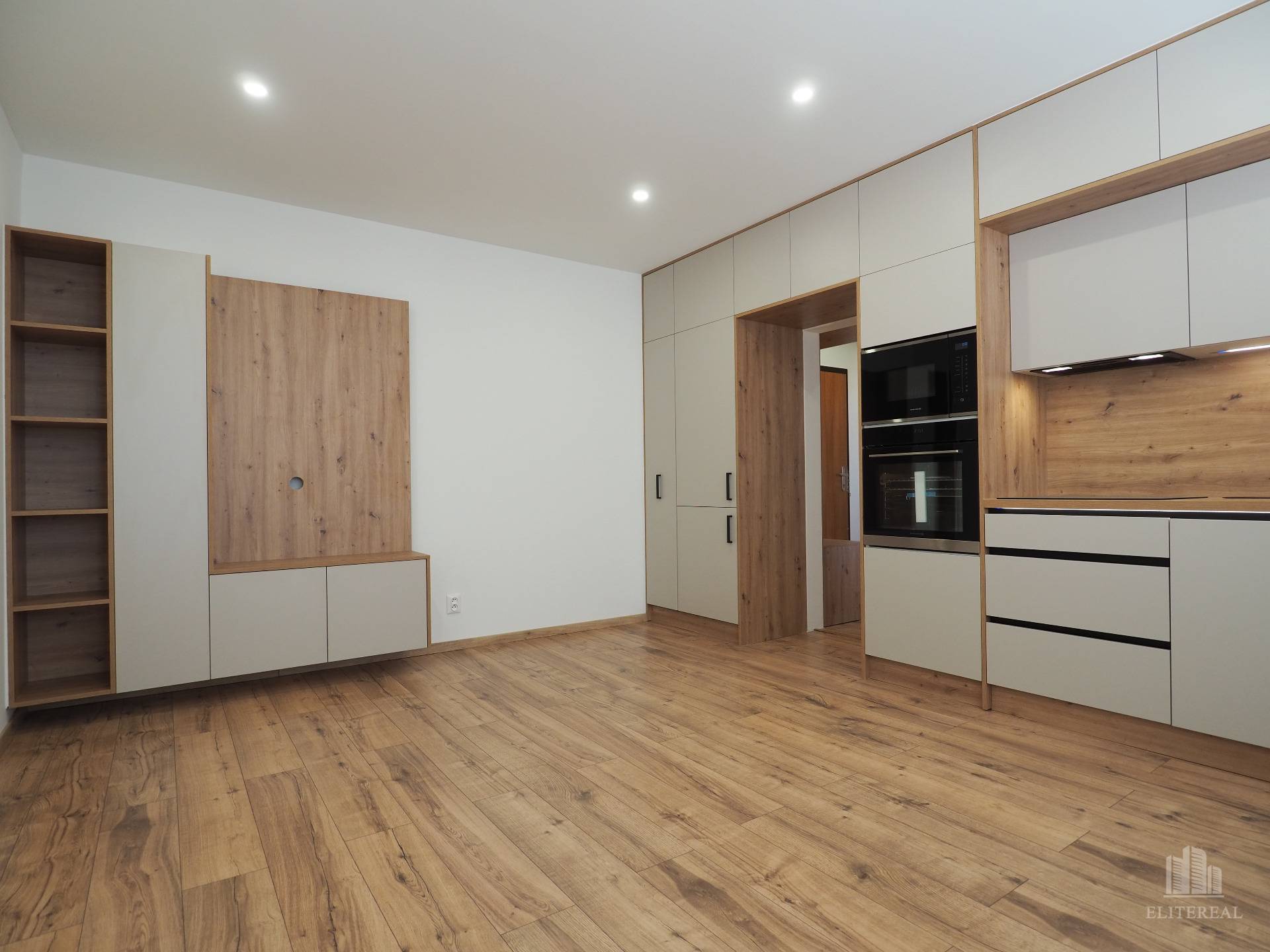 Sale One bedroom apartment, One bedroom apartment, Strečnianska, Brati