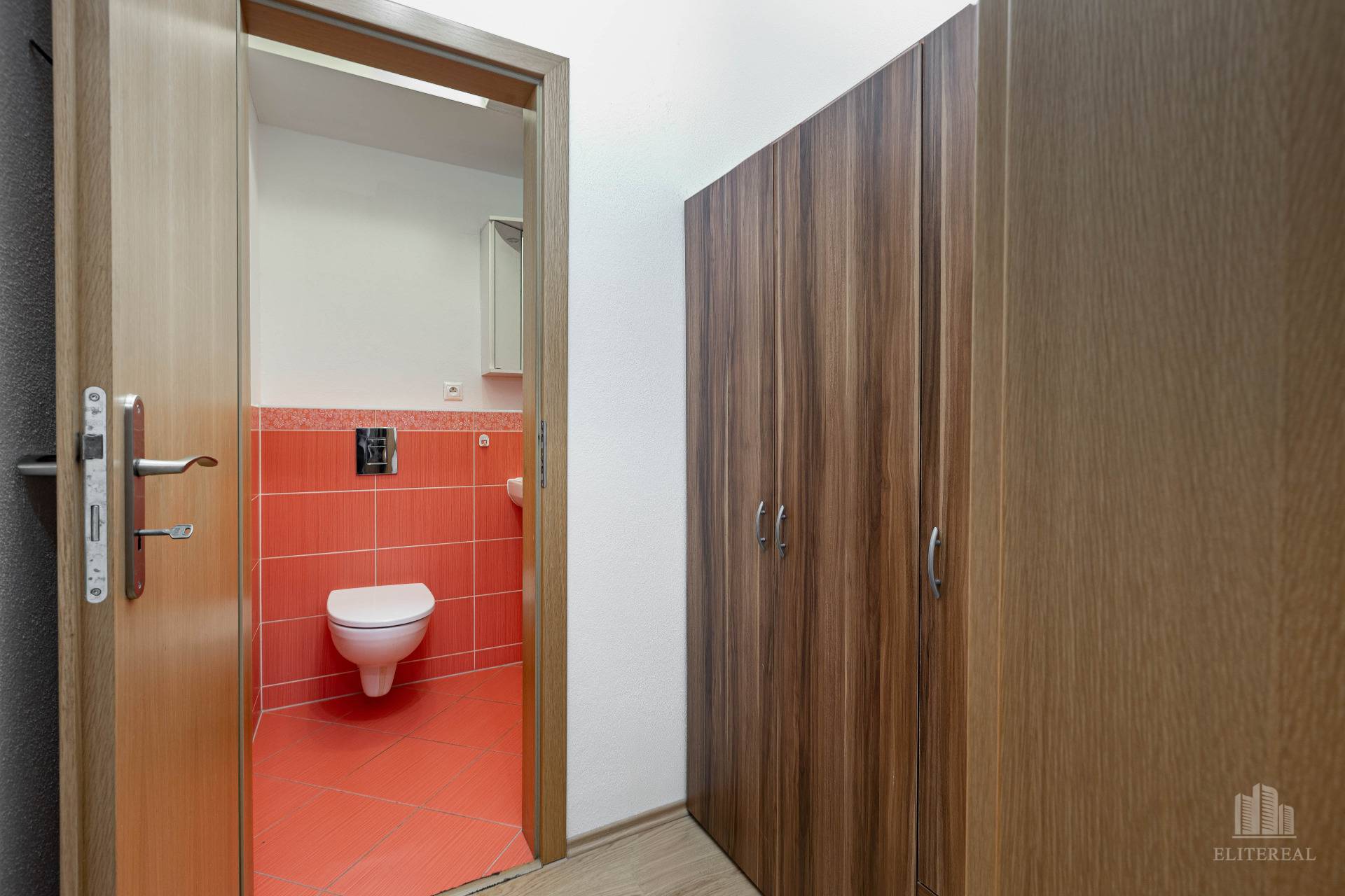 Sale Three bedroom apartment, Three bedroom apartment, Bratislava - Ka