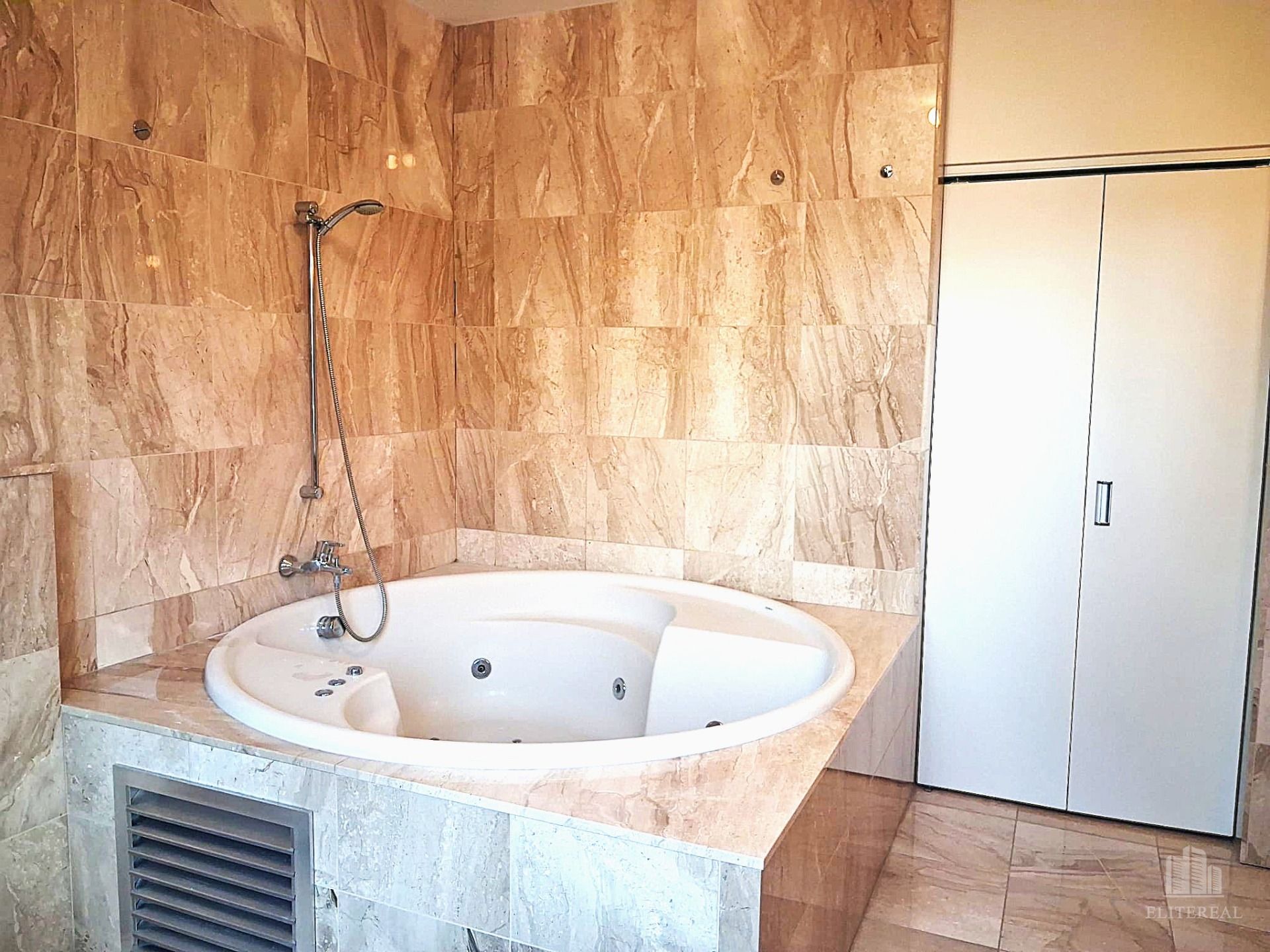 Rent Two bedroom apartment, Two bedroom apartment, Hlboká, Bratislava