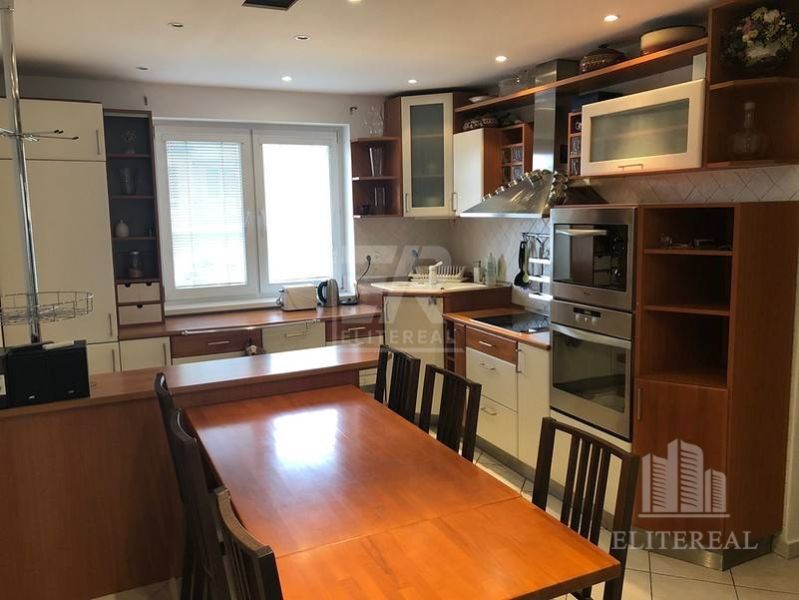Rent Three bedroom apartment, Three bedroom apartment, Kvetná, Bratisl
